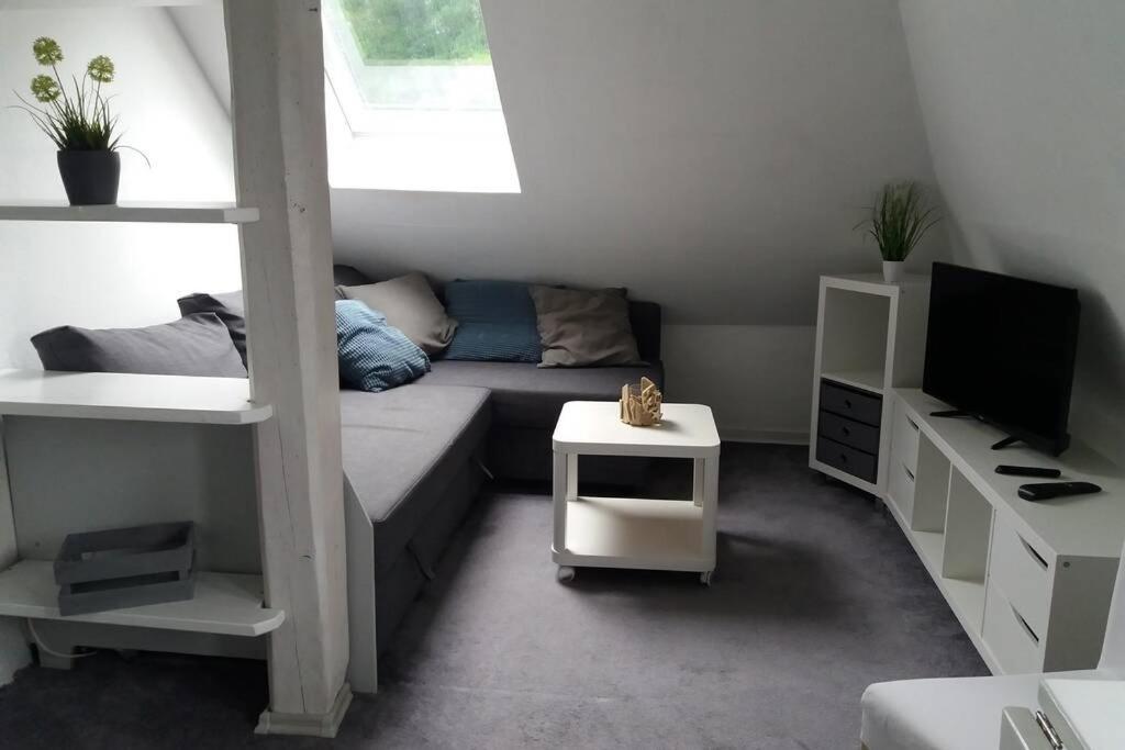 Helle 2-Zimmerwohnung Am Stadtrand Хильдесхайм Экстерьер фото